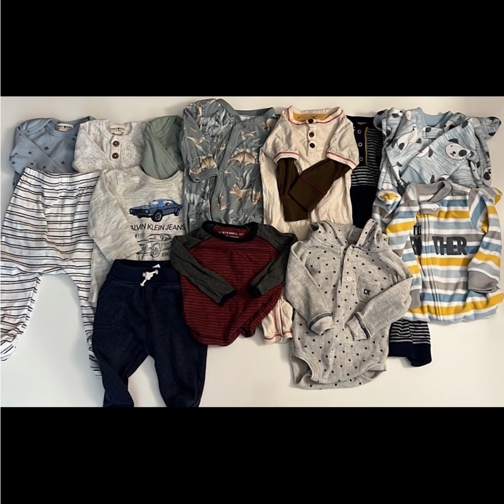 Large bundle/lot of baby boy winter/fall clothes onesies 3-6